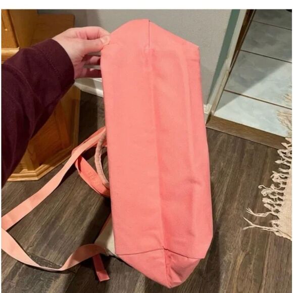 NWT Gorgeous Victoria’s Secret Insulated Cooler 2 Pc Beach totes Pink Cream